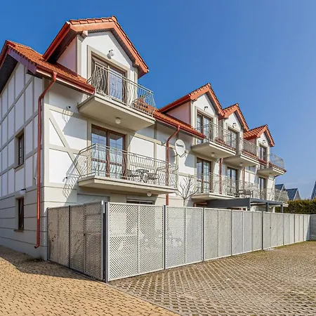 Bright Offshore In With Furnished Balcony And Parking By Renters Debki
